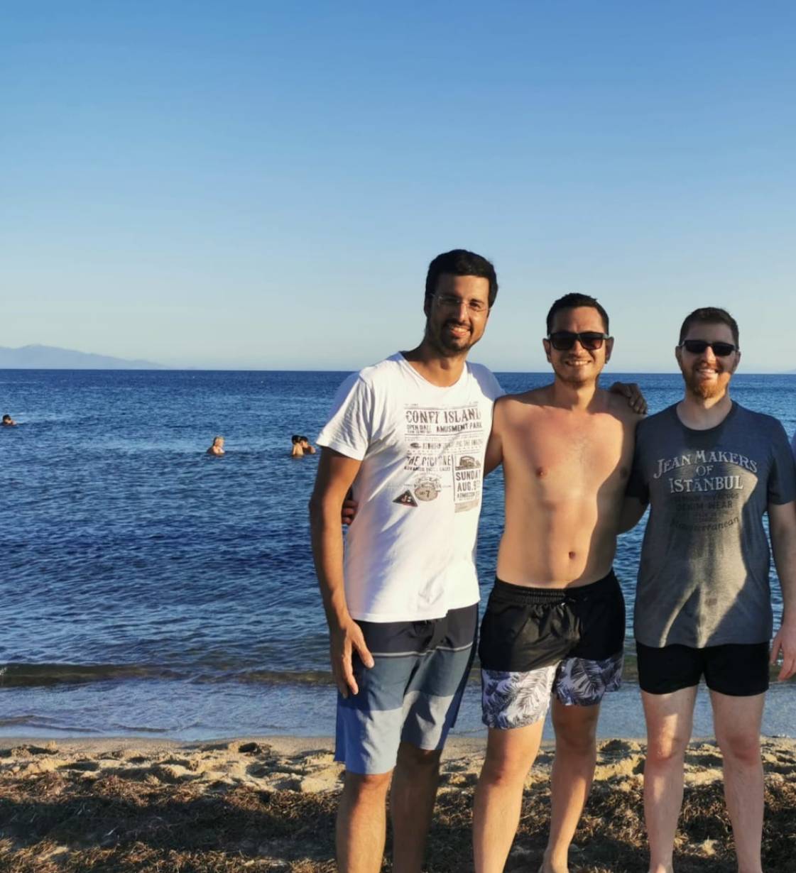 WhatsApp Image 2025-12-12 at 14.18.09